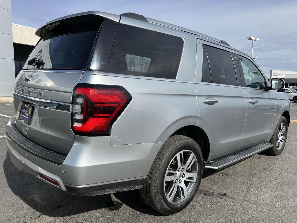 used 2023 Ford Expedition car, priced at $40,811