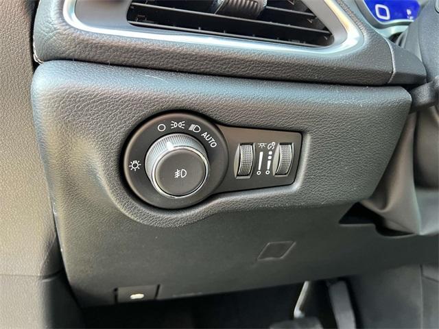 new 2025 Chrysler Pacifica car