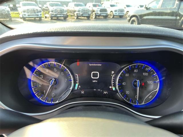 new 2025 Chrysler Pacifica car