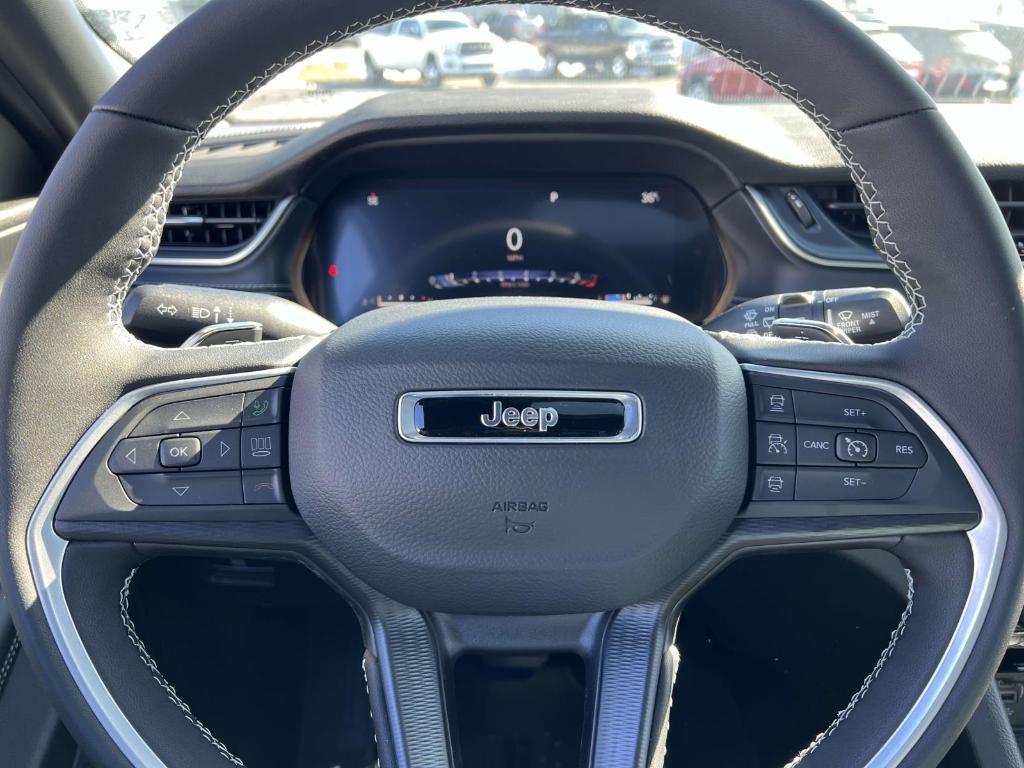 new 2025 Jeep Grand Cherokee L car, priced at $43,614