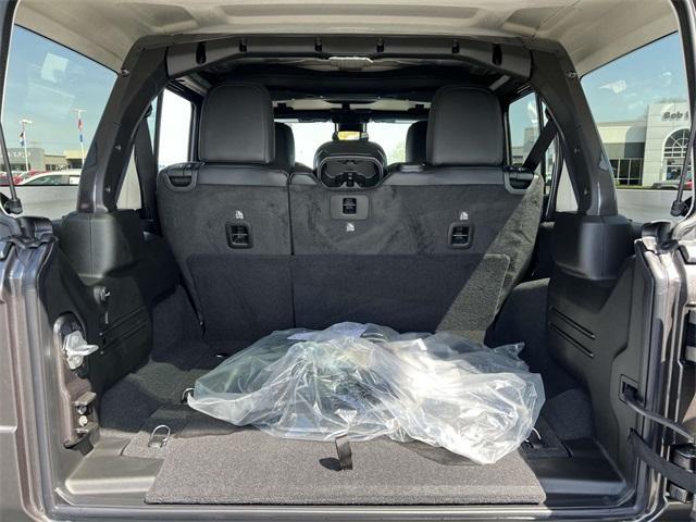 new 2025 Jeep Wrangler car, priced at $60,637