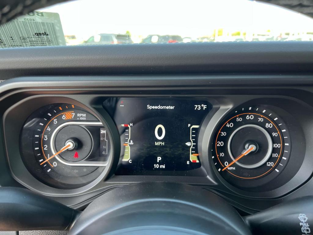 new 2025 Jeep Wrangler car, priced at $65,389