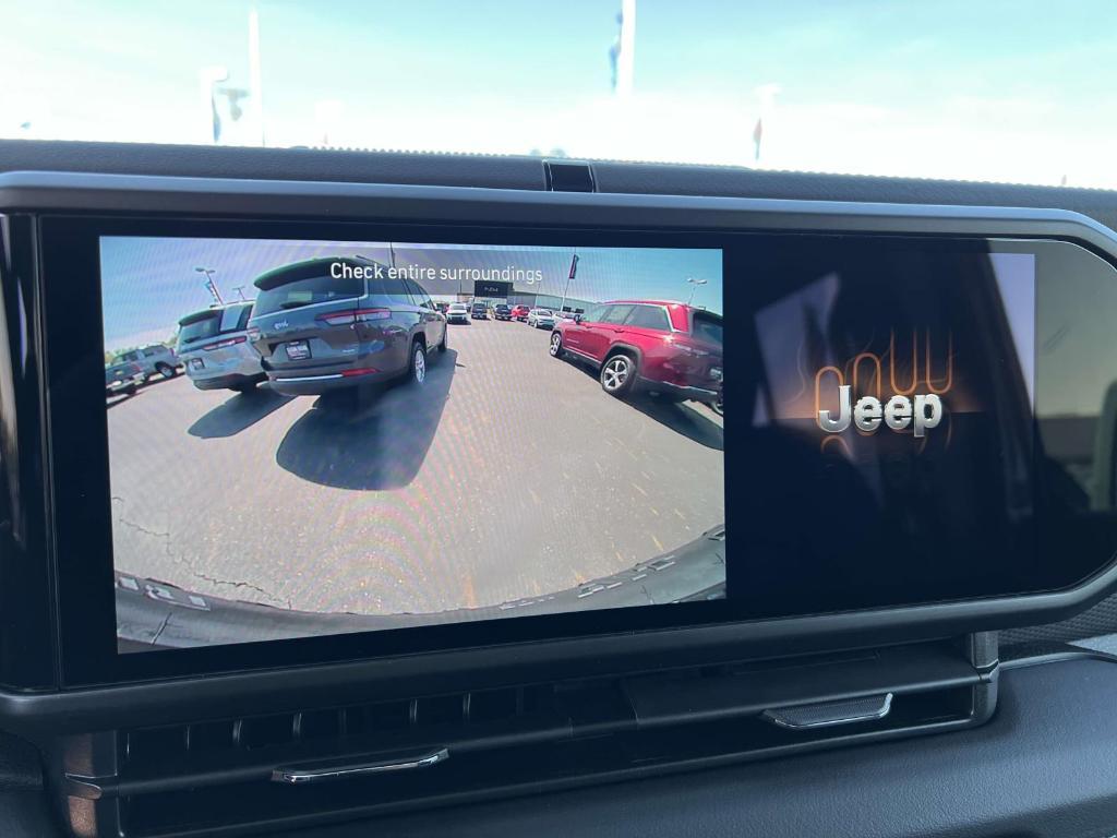 new 2025 Jeep Wrangler car, priced at $65,389