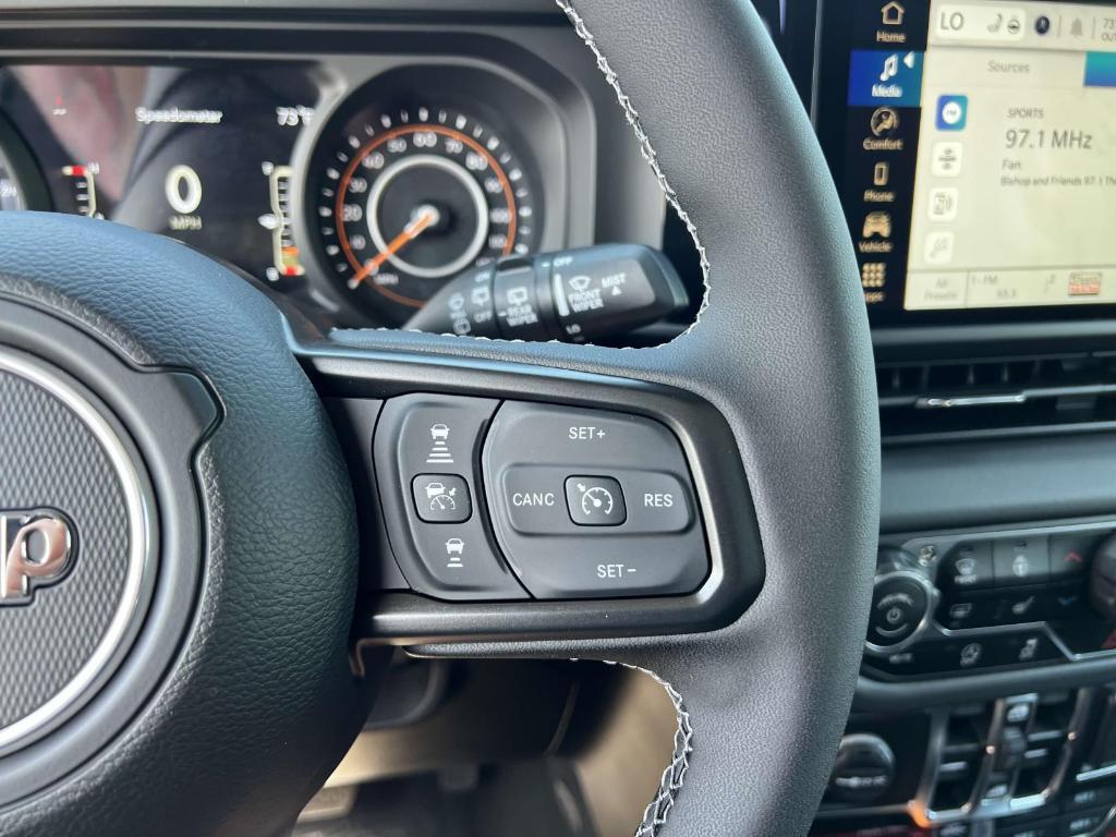 new 2025 Jeep Wrangler car, priced at $65,389
