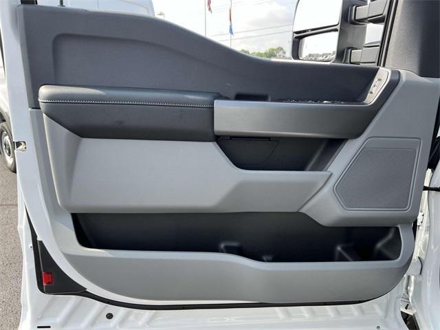 new 2025 Ford F-350 car, priced at $64,705