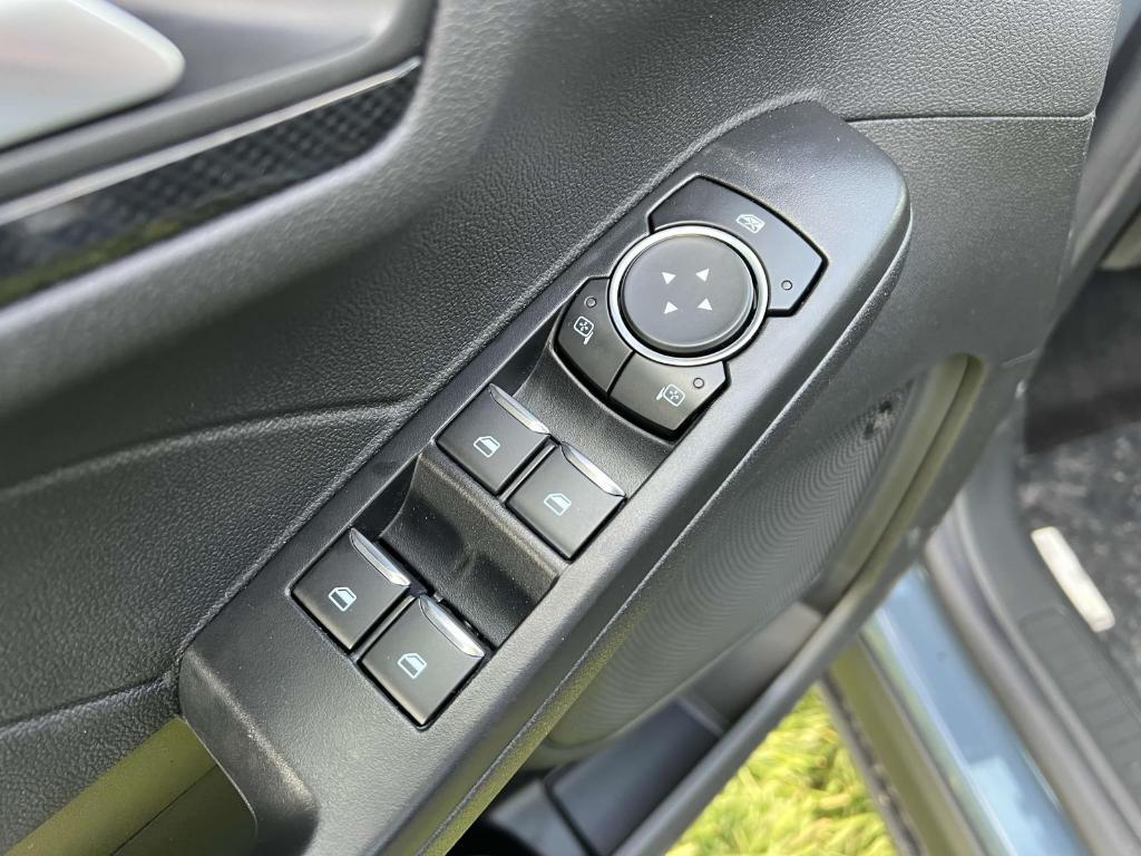 new 2025 Ford Escape car, priced at $33,351