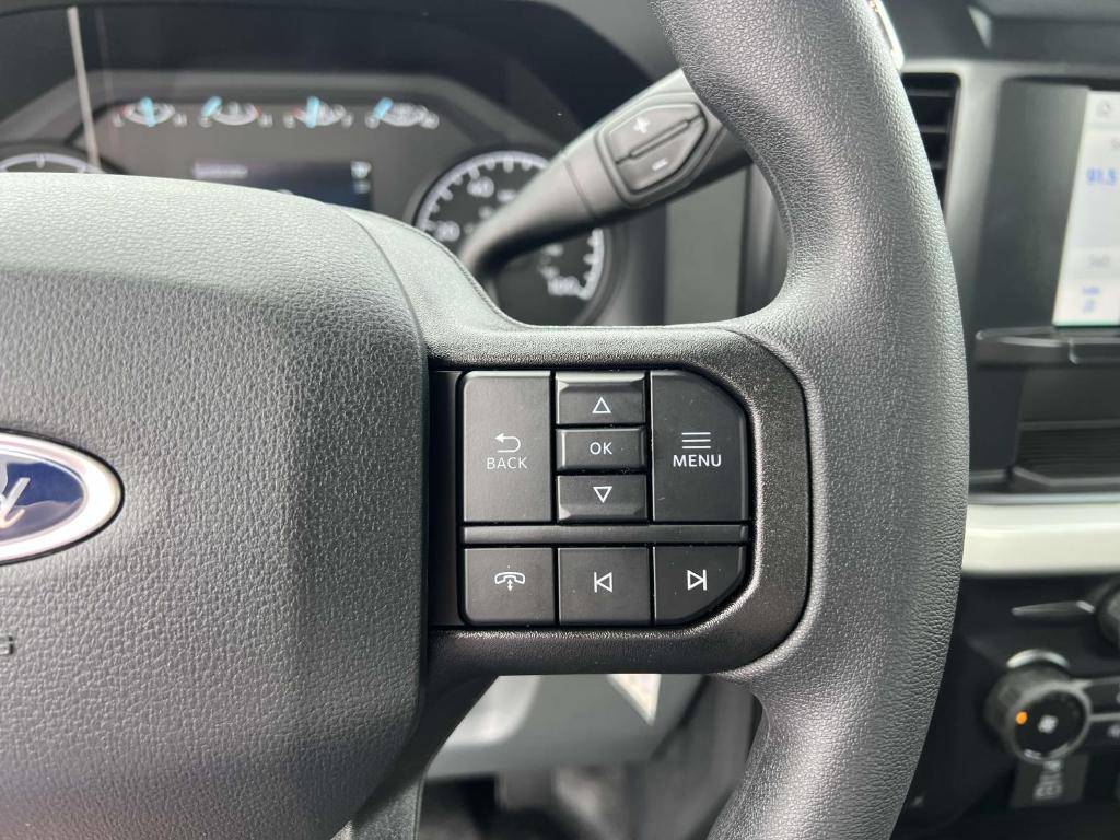 new 2025 Ford F-250 car, priced at $61,305