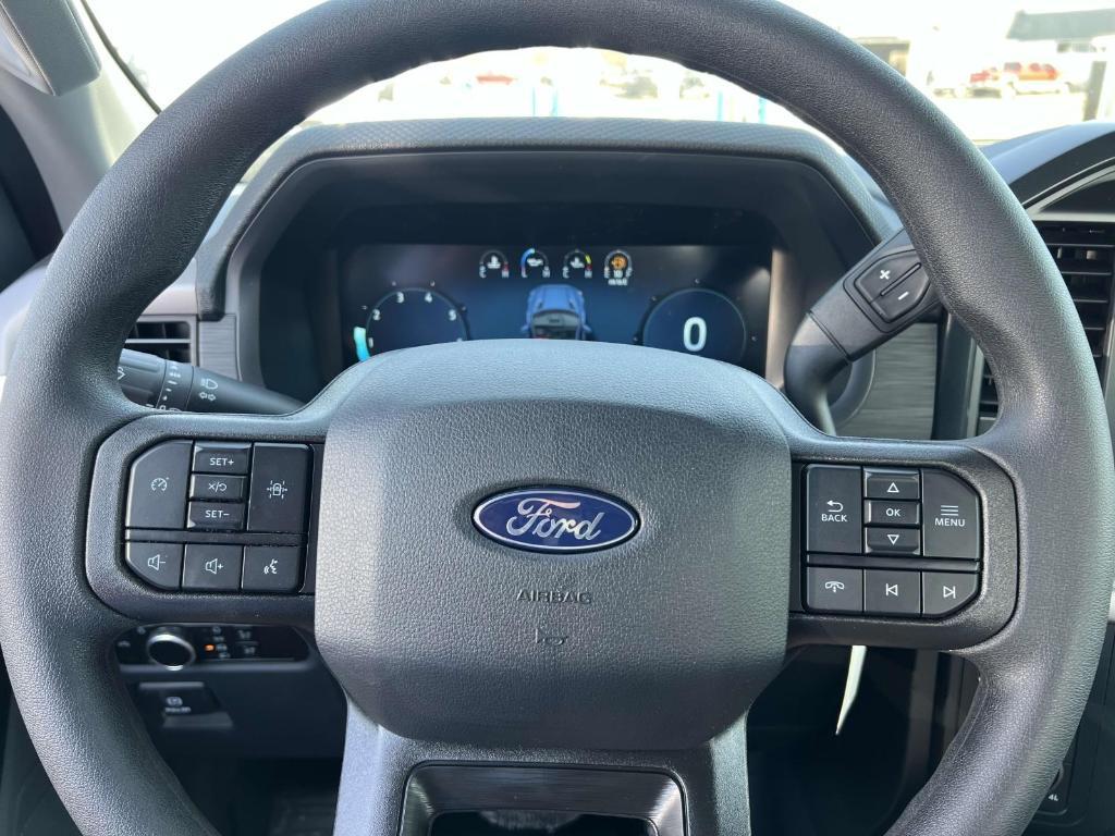 new 2025 Ford F-150 car, priced at $43,532
