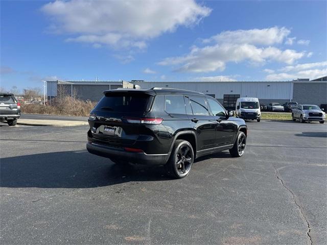 used 2023 Jeep Grand Cherokee L car, priced at $32,000