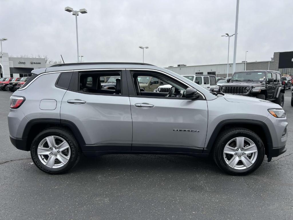 used 2022 Jeep Compass car, priced at $18,000