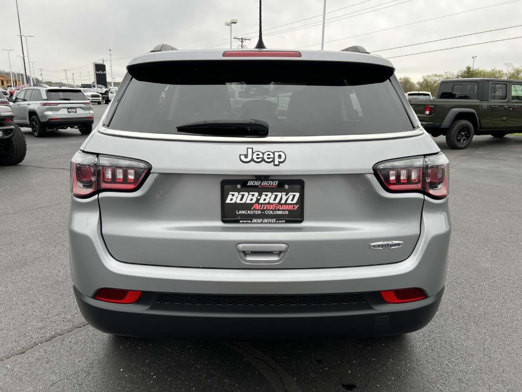 used 2022 Jeep Compass car, priced at $18,000
