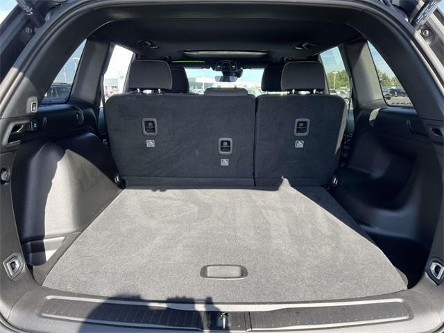 used 2025 Jeep Grand Cherokee car, priced at $37,495