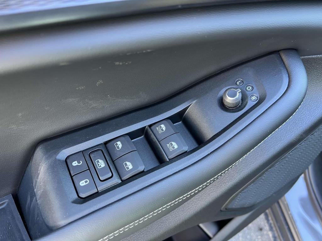 new 2025 Jeep Grand Cherokee car, priced at $41,479