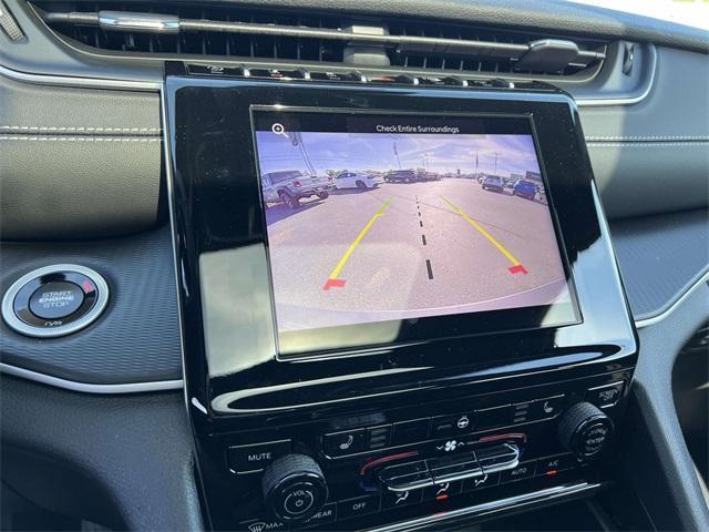 used 2025 Jeep Grand Cherokee car, priced at $37,495