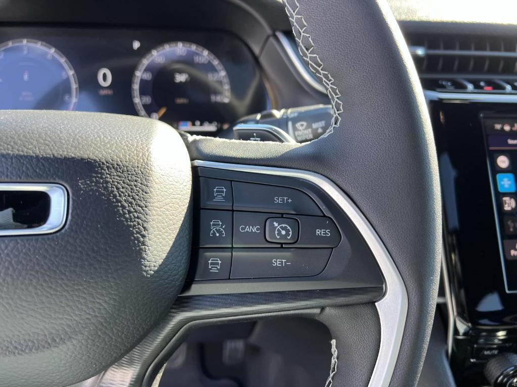 new 2025 Jeep Grand Cherokee car, priced at $41,479