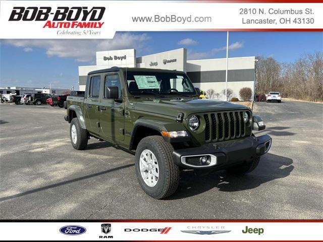 new 2023 Jeep Gladiator car, priced at $52,777