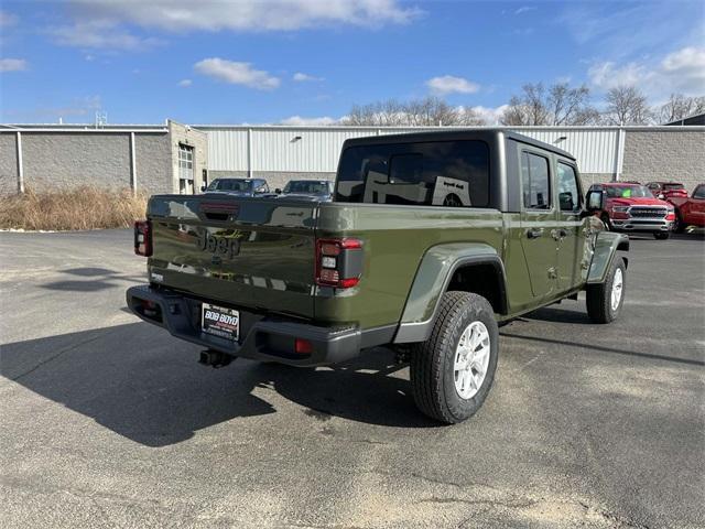 new 2023 Jeep Gladiator car, priced at $48,556