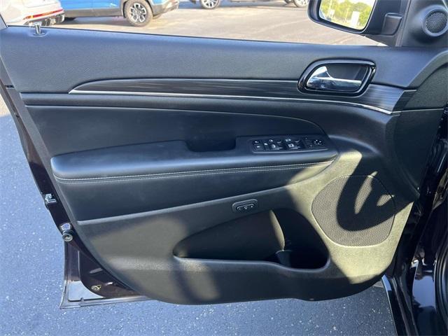 used 2021 Jeep Grand Cherokee car, priced at $28,000