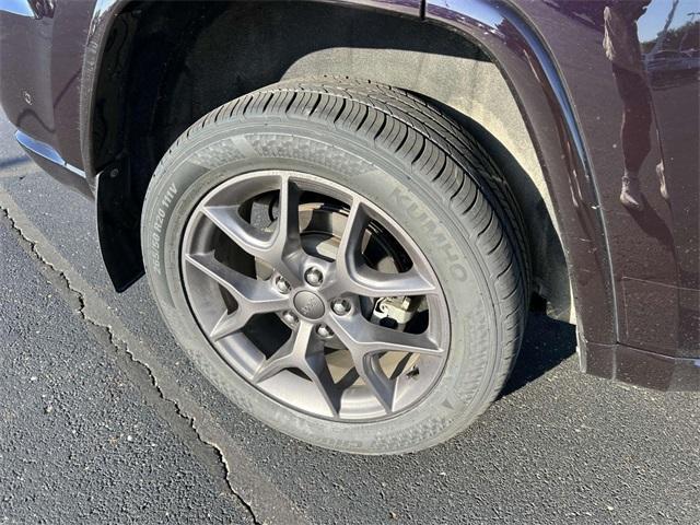 used 2021 Jeep Grand Cherokee car, priced at $28,000