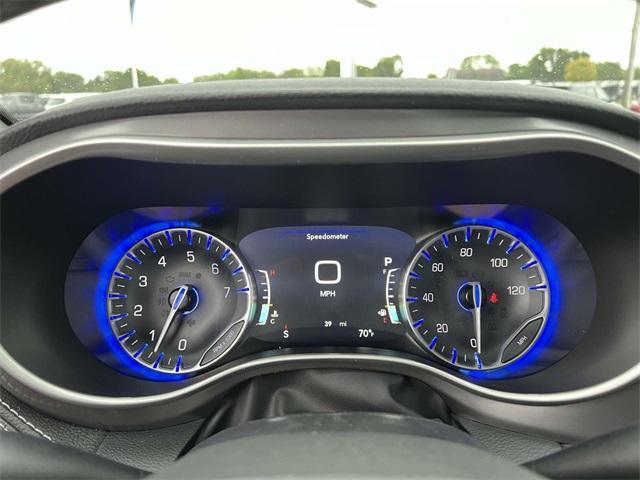 new 2025 Chrysler Pacifica car, priced at $47,547