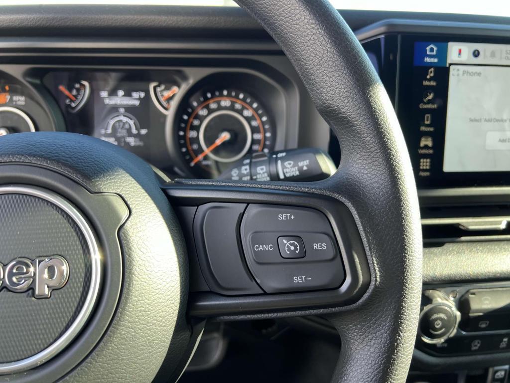 new 2025 Jeep Wrangler car, priced at $42,178