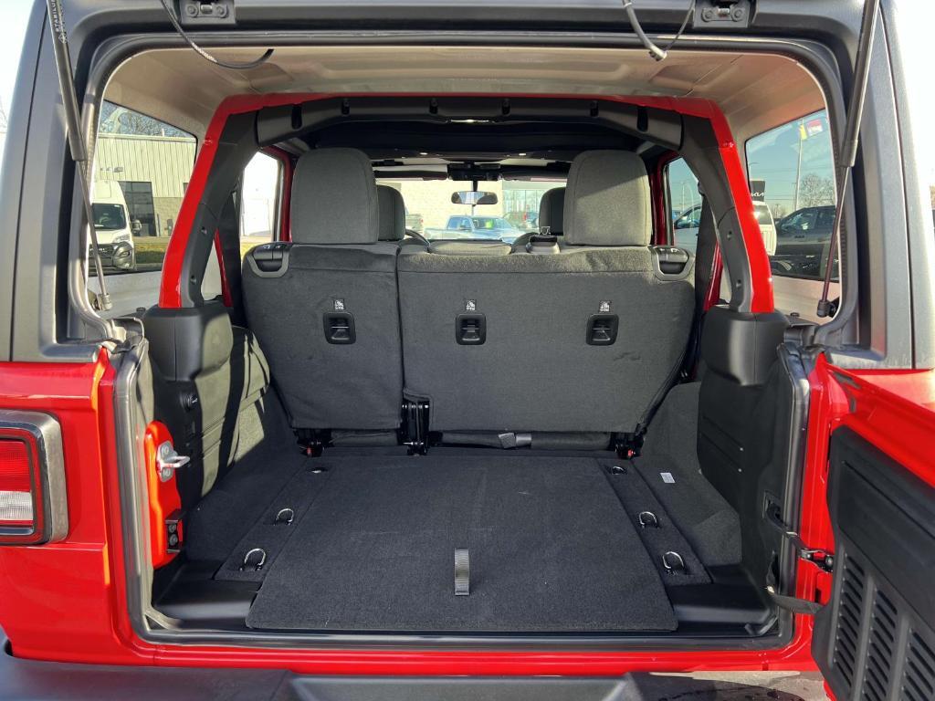 new 2025 Jeep Wrangler car, priced at $42,178