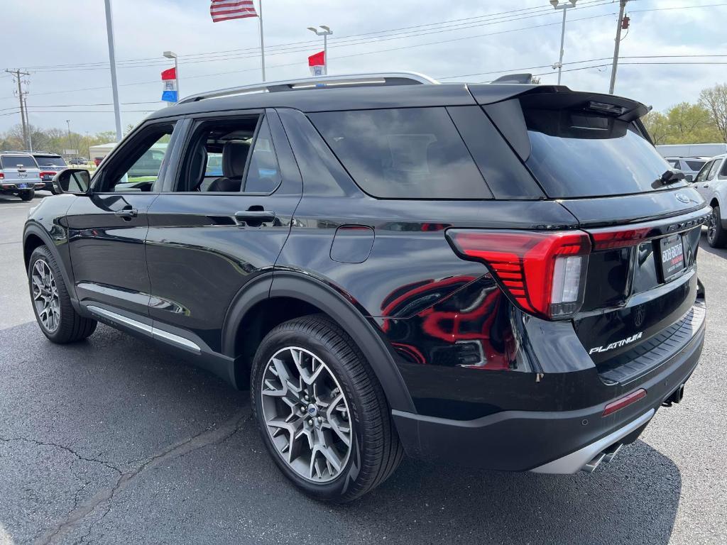 new 2025 Ford Explorer car, priced at $56,053