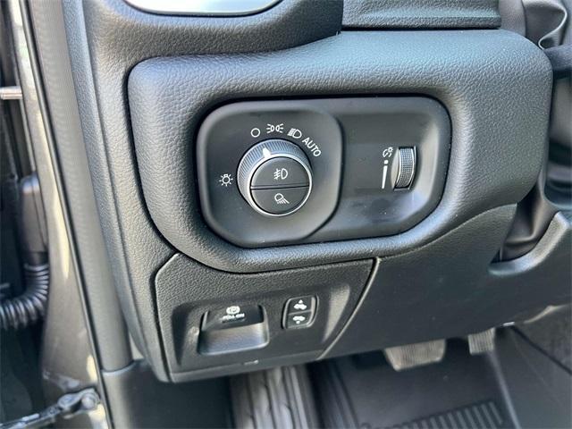 new 2025 Ram 1500 car, priced at $49,865