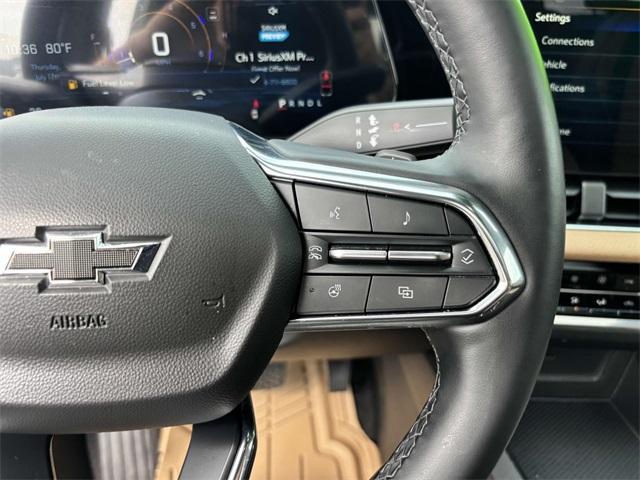 used 2025 Chevrolet Equinox car, priced at $34,395