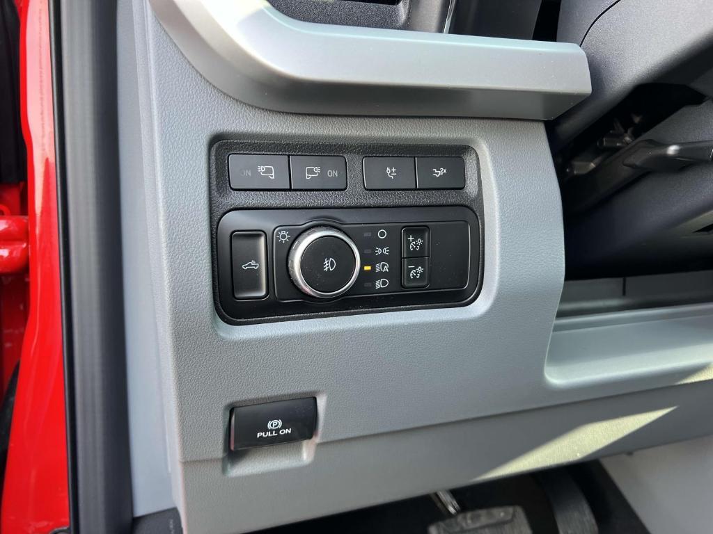 new 2024 Ford F-250 car, priced at $75,147