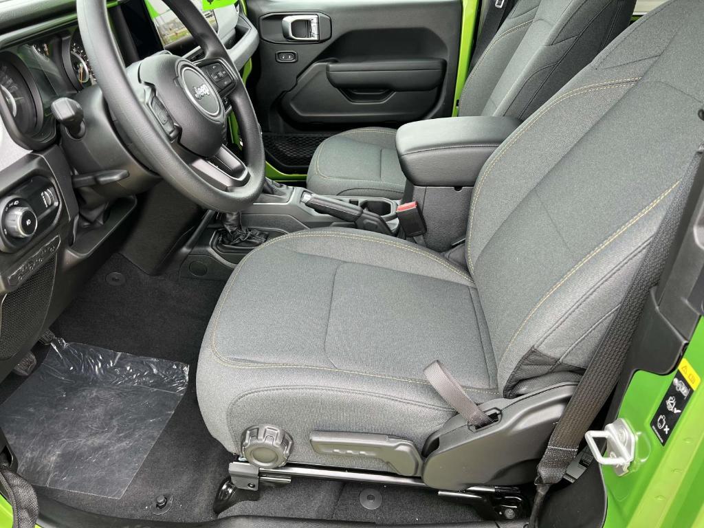 new 2025 Jeep Wrangler car, priced at $34,820