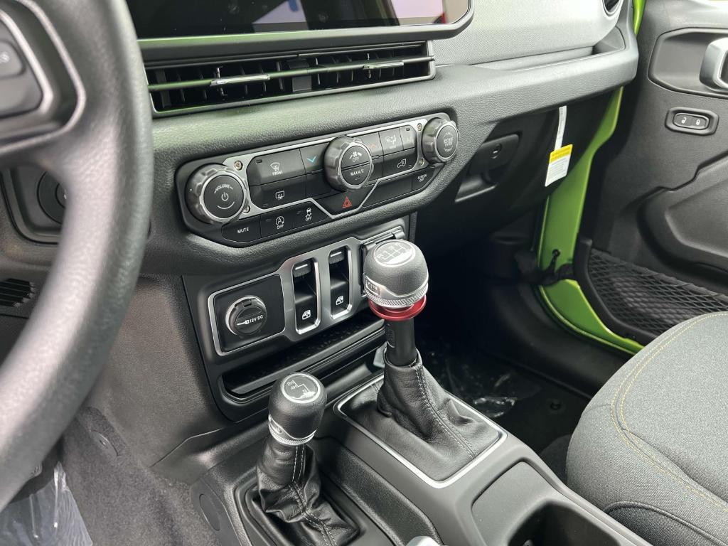 new 2025 Jeep Wrangler car, priced at $34,820