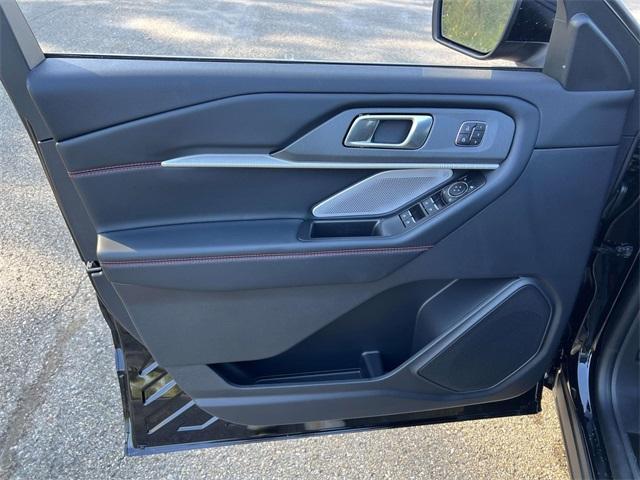 new 2025 Ford Explorer car, priced at $60,555