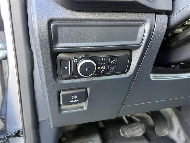 used 2022 Ford F-150 car, priced at $33,658