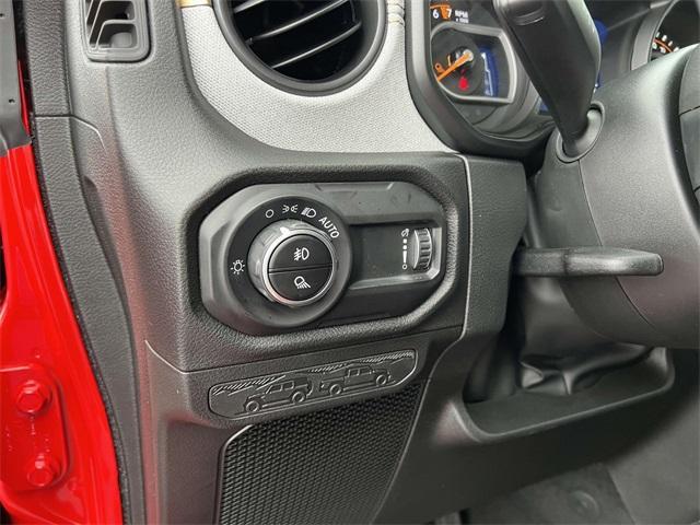 new 2025 Jeep Gladiator car, priced at $47,729
