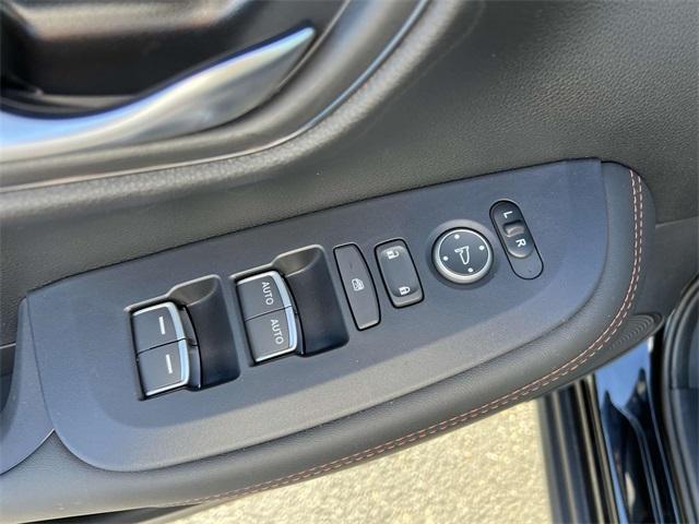 used 2025 Honda HR-V car, priced at $27,494