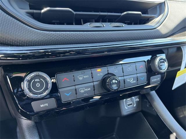new 2025 Jeep Compass car, priced at $30,935
