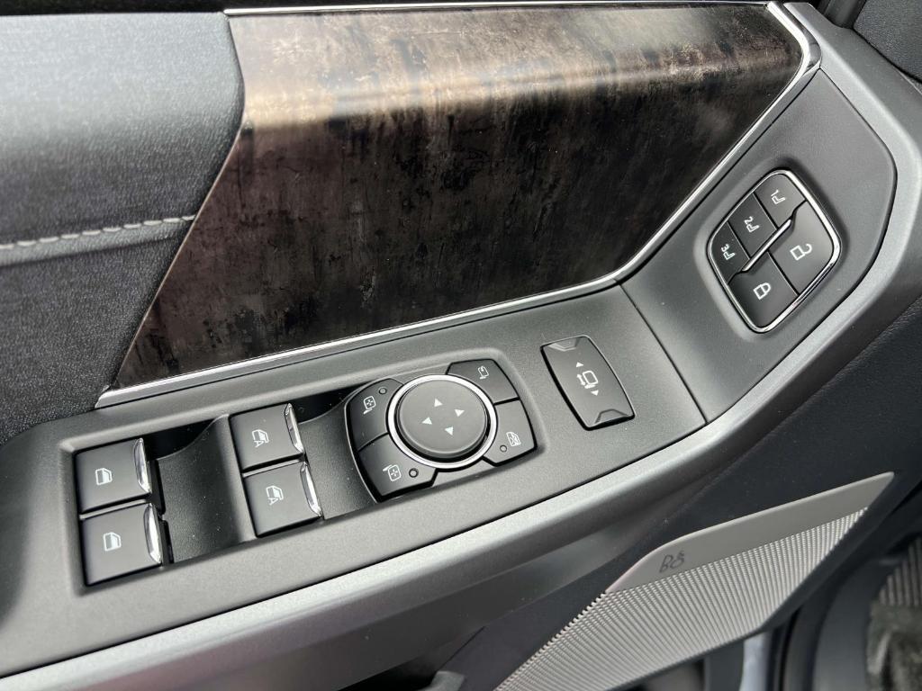 new 2025 Ford F-250 car, priced at $93,885