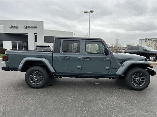 new 2025 Jeep Gladiator car, priced at $45,545
