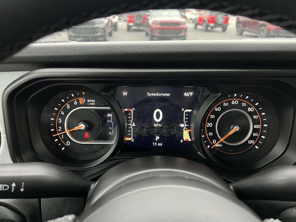 new 2025 Jeep Gladiator car, priced at $45,793