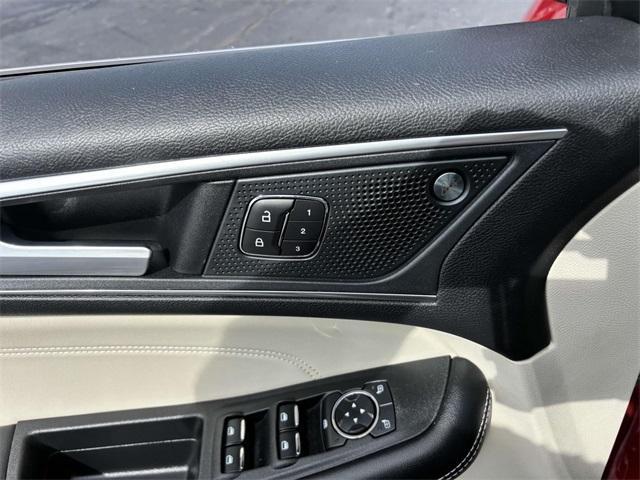 used 2023 Ford Edge car, priced at $29,984