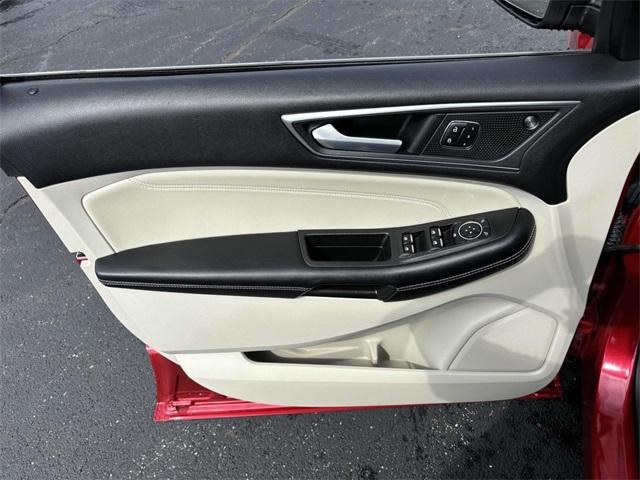 used 2023 Ford Edge car, priced at $29,984