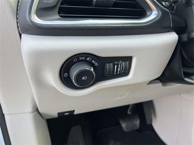 used 2024 Chrysler Pacifica car, priced at $41,695