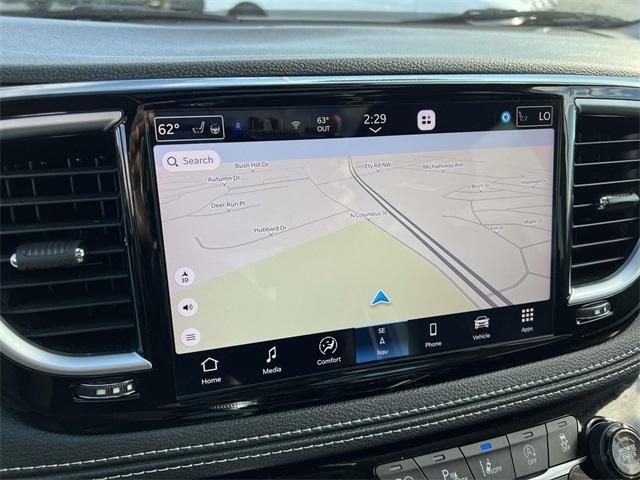 used 2024 Chrysler Pacifica car, priced at $41,695