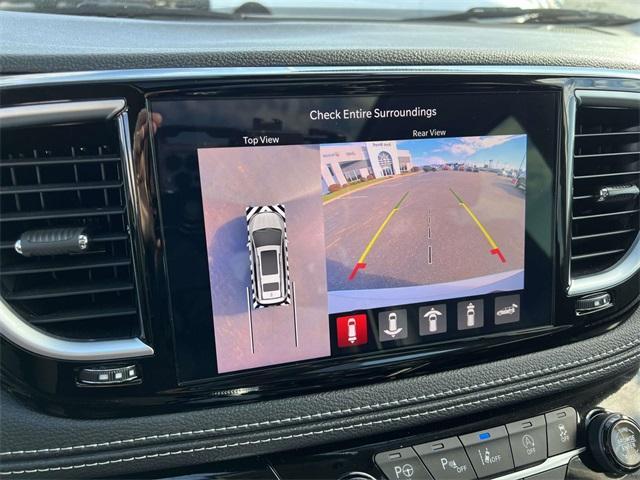 used 2024 Chrysler Pacifica car, priced at $41,695