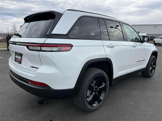 new 2025 Jeep Grand Cherokee car, priced at $47,420