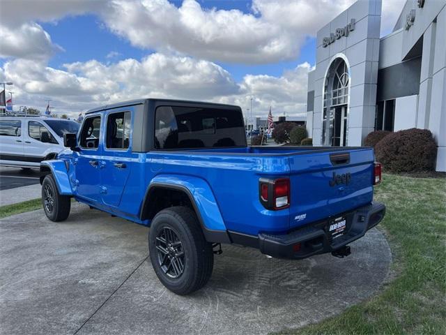 new 2024 Jeep Gladiator car, priced at $45,626