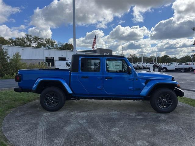 new 2024 Jeep Gladiator car, priced at $45,626