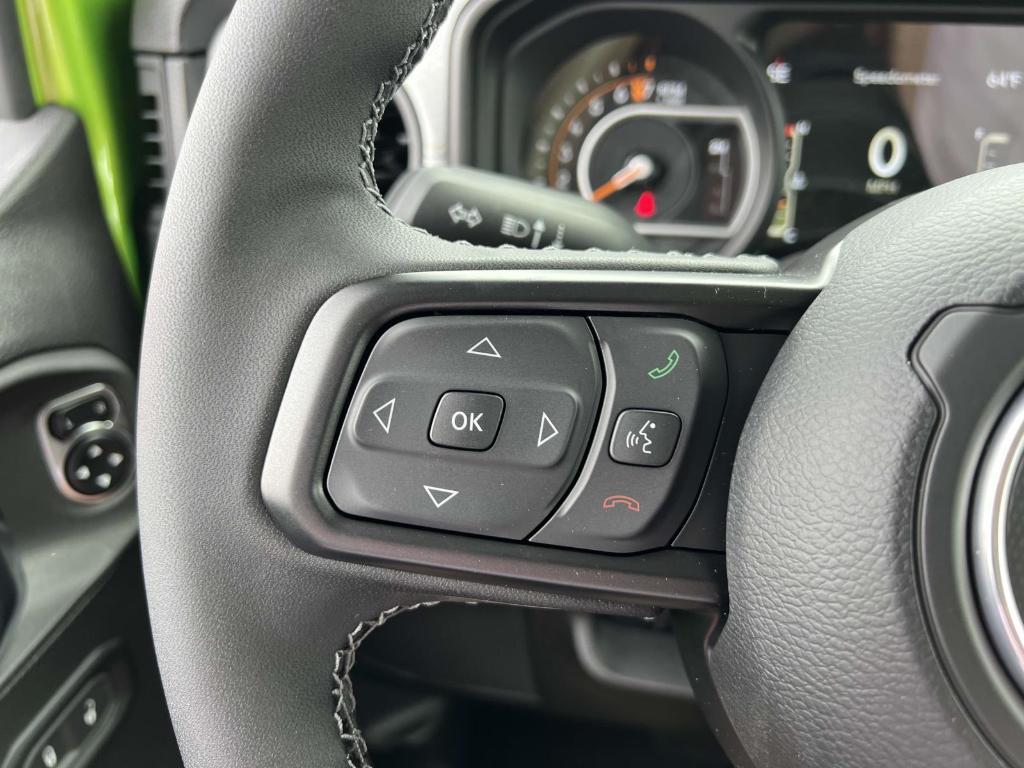 new 2025 Jeep Gladiator car, priced at $47,280