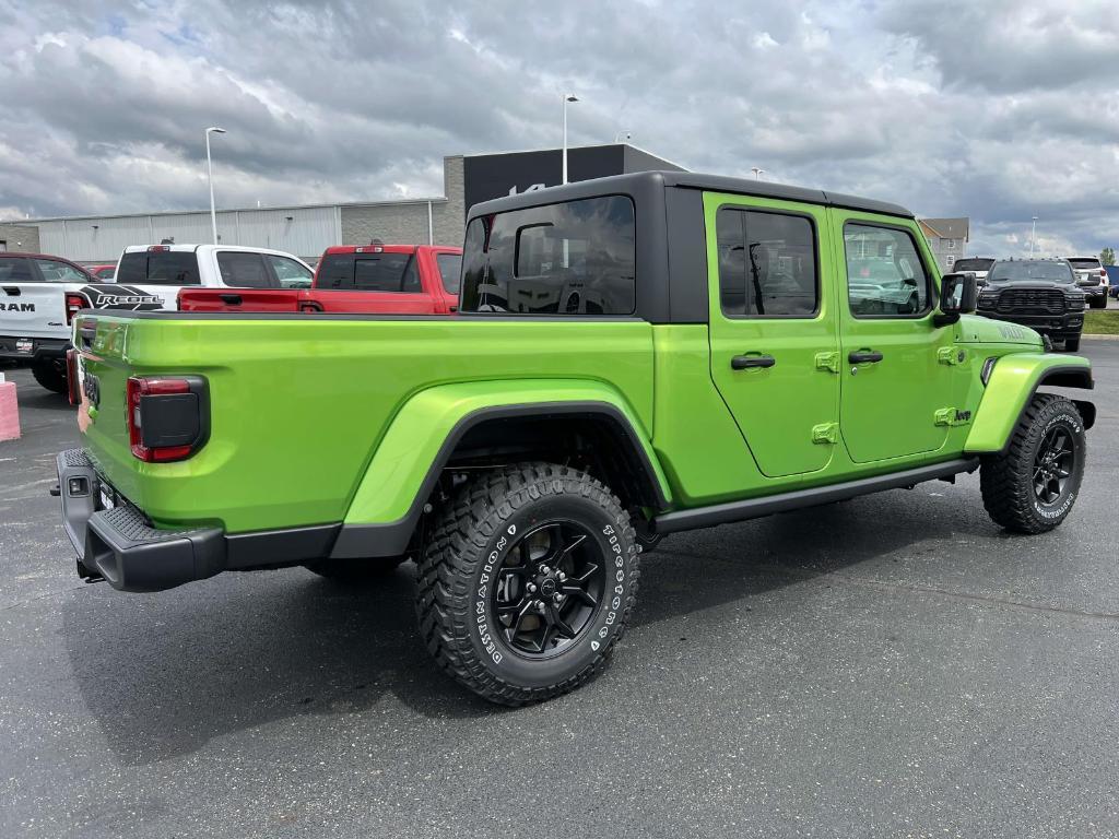 new 2025 Jeep Gladiator car, priced at $47,280